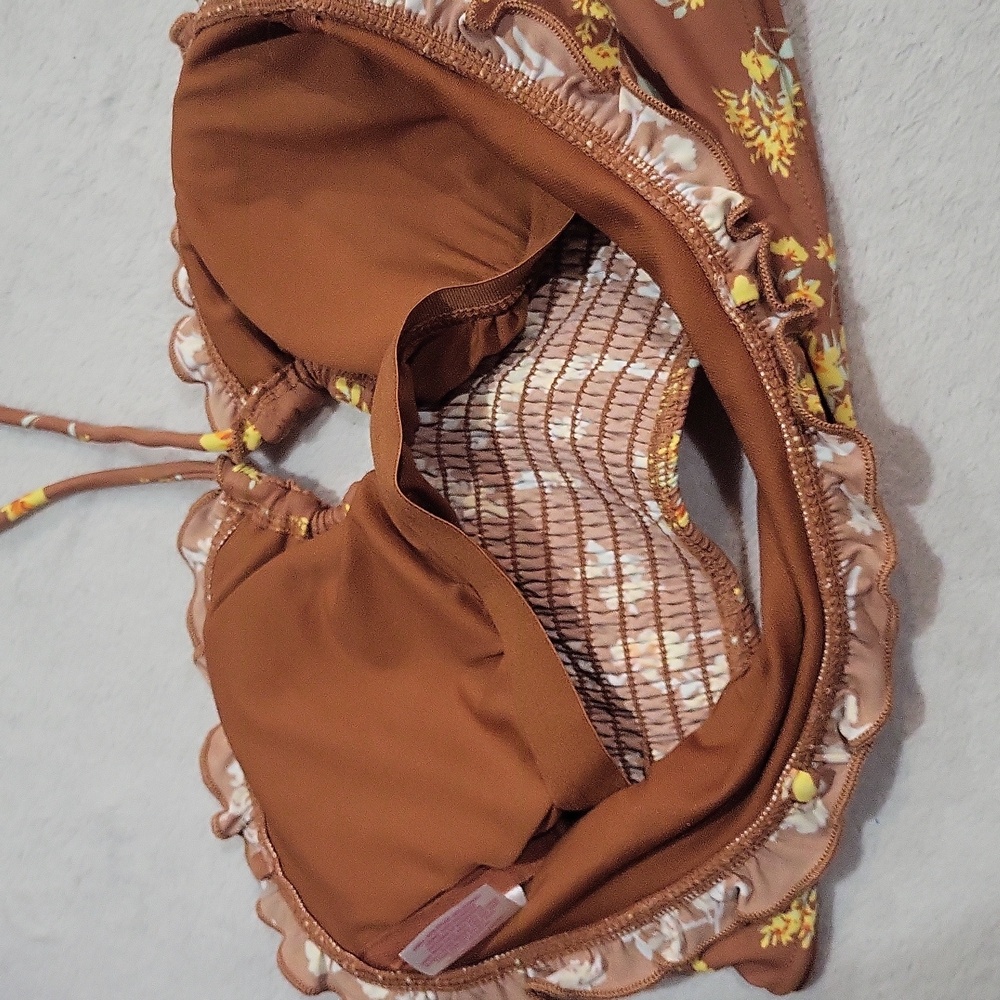 Xhilaration Swimsuit - Picture 8 of 16